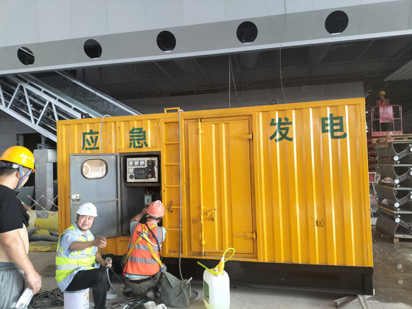 高台怎样判断空气滤清器是否需要更换？